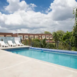 Choose To Be Happy At Brompton Estates - One And Two Bedroom With Pool Kingston